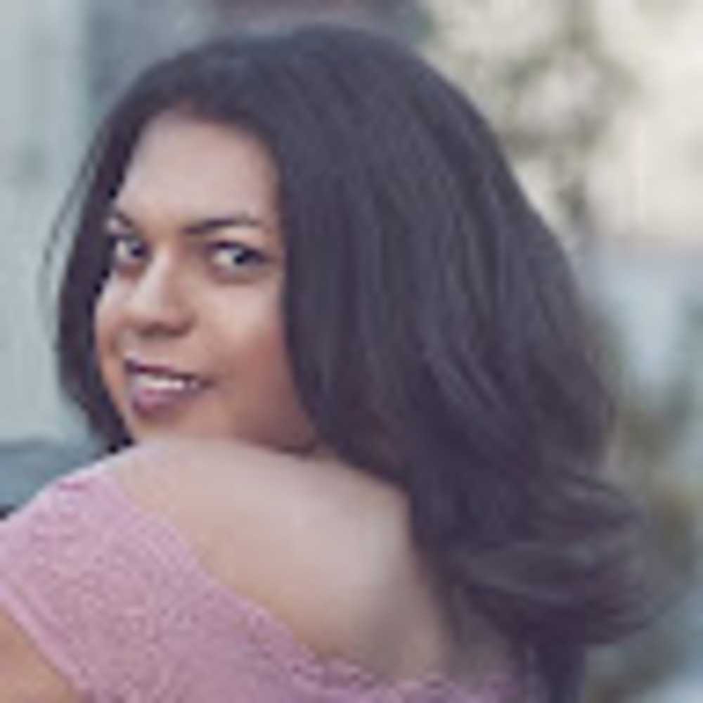 Meet your Posher, Alexandra